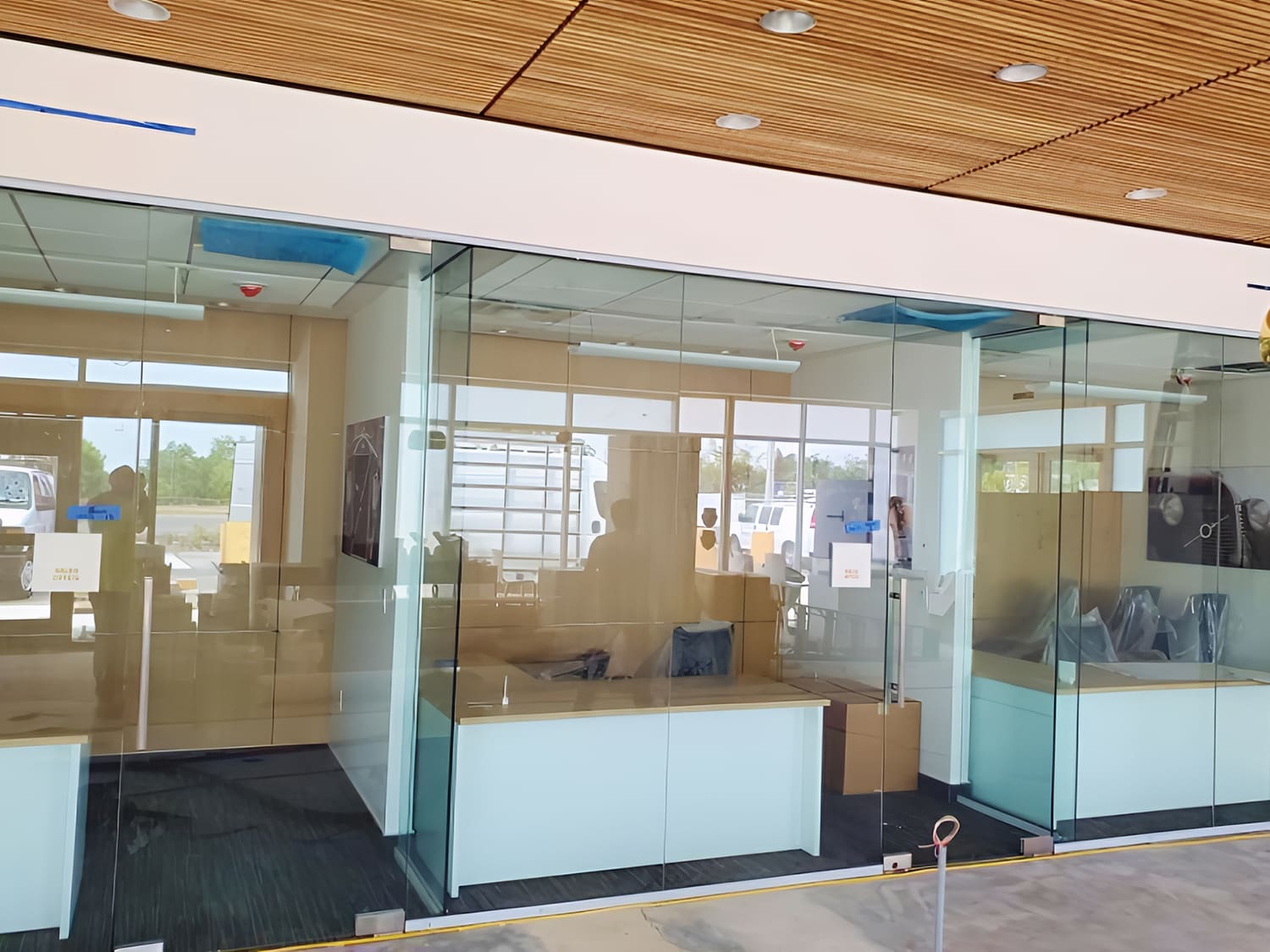 auto dealerships 3 2 volvo interior